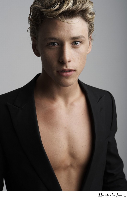 Mitch Hewer - Hunk du Jour Mitch Hewer - Hunk du Jour