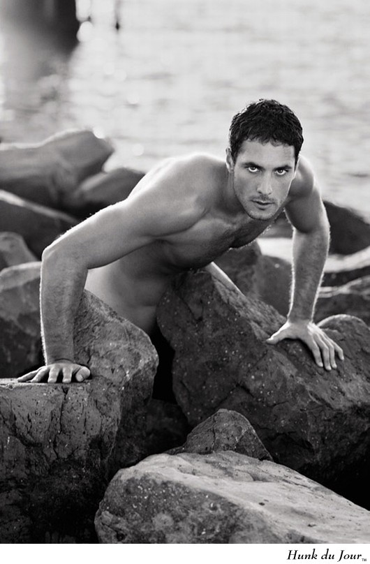 Raoul Bova Nude Rocks - Hunk du Jour Raoul Bova Nude Rocks - Hunk du Jour