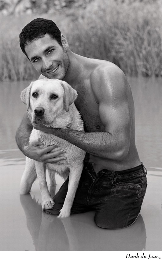 Raoul Bova with Dog - Hunk du Jour Raoul Bova with Dog - Hunk du Jour
