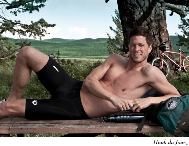 Twelve Men of Christmas - Hunk du Jour Twelve Men of Christmas - Hunk du Jour
