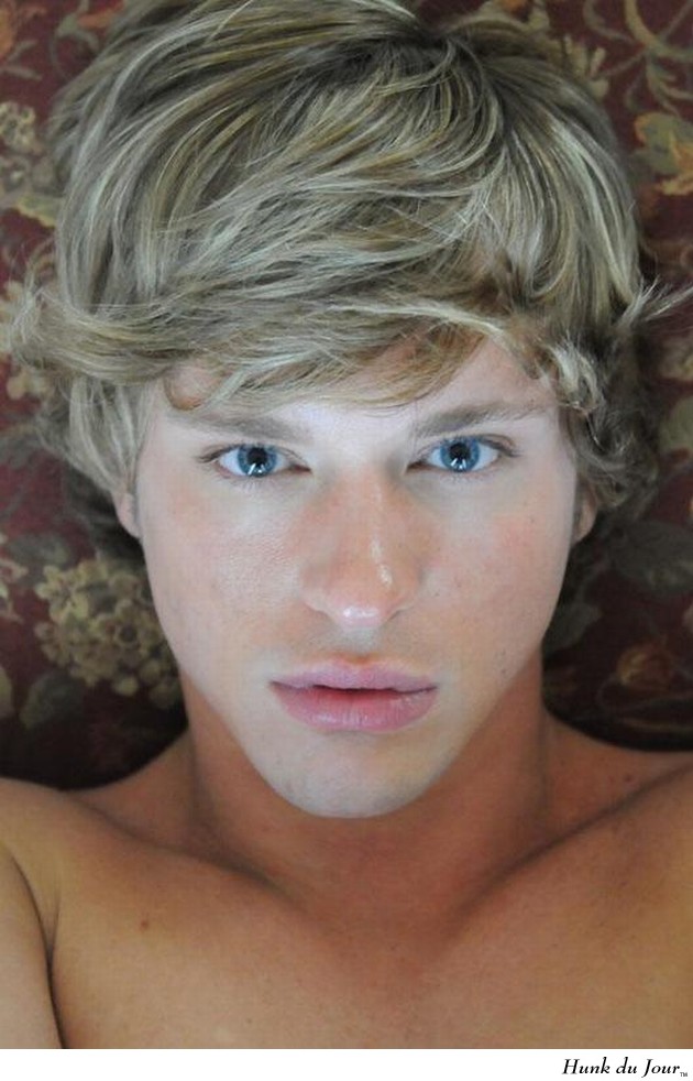 Ashtyn Long - Hunk du Jour Ashtyn Long - Hunk du Jour