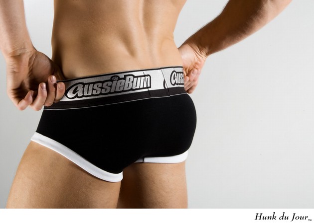 aussieBum Model in Lightning Underwear - Hunk du Jour aussieBum Model in Lightning Underwear - Hunk du Jour