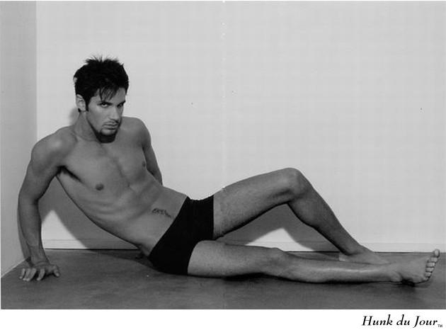 - Hunk du Jour - Hunk du Jour