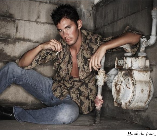 - Hunk du Jour - Hunk du Jour