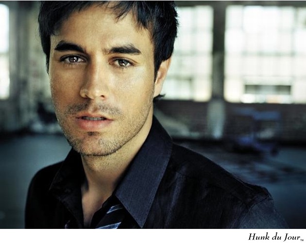 Enrique Iglesias - Hunk du Jour Enrique Iglesias - Hunk du Jour