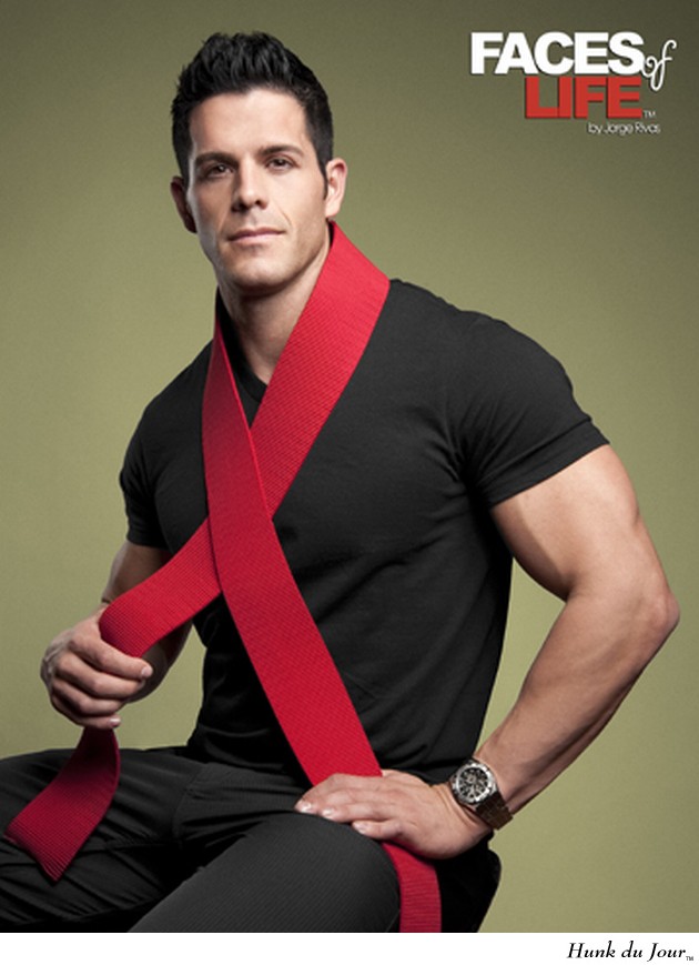 - Hunk du Jour - Hunk du Jour