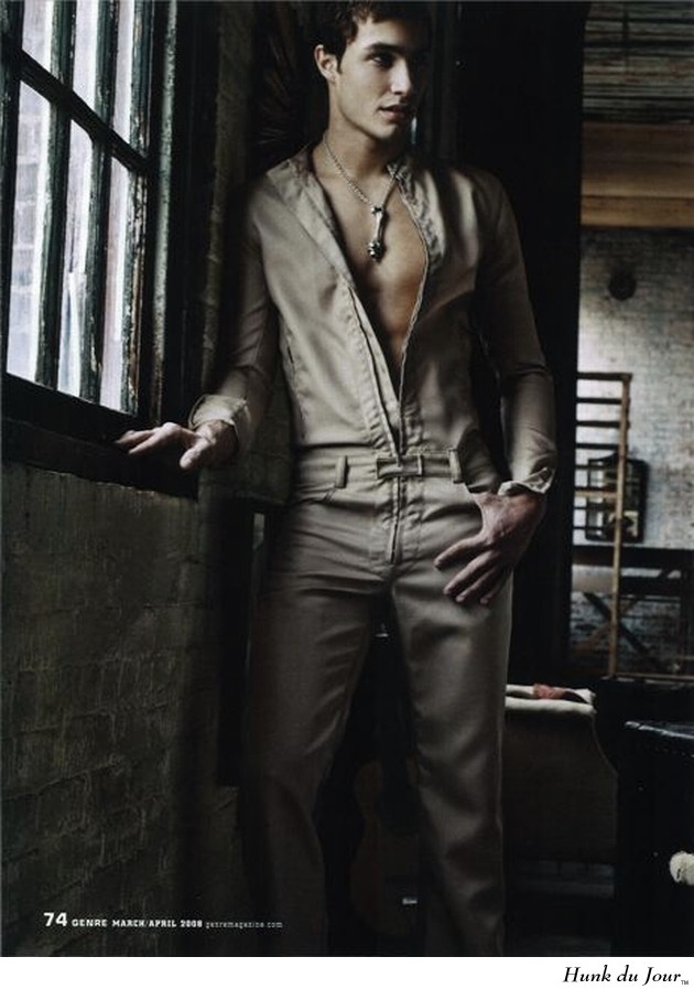 - Hunk du Jour - Hunk du Jour