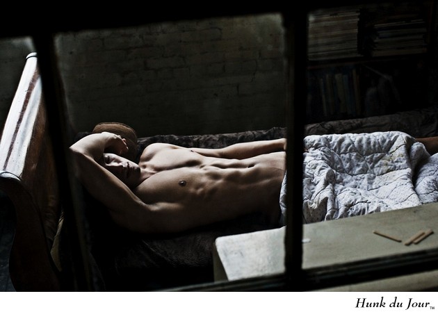 - Hunk du Jour - Hunk du Jour