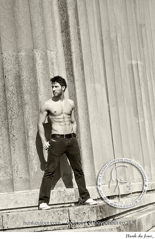 Guilherme Logullo - Hunk du Jour Guilherme Logullo - Hunk du Jour