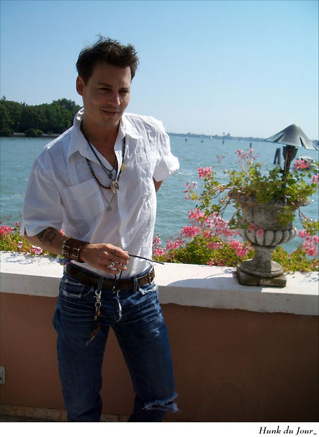 Johnny Depp - Hunk du Jour Johnny Depp - Hunk du Jour