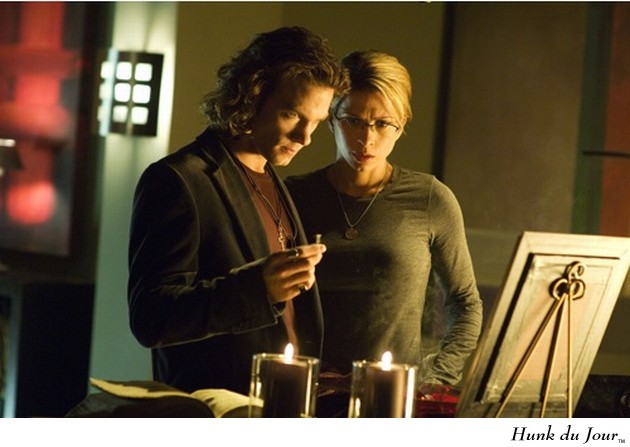 Kyle Schmid - Hunk du Jour Kyle Schmid - Hunk du Jour