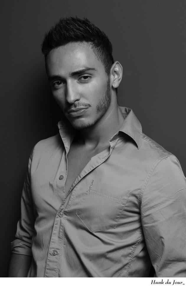 Oscar Olivas - Hunk du Jour Oscar Olivas - Hunk du Jour