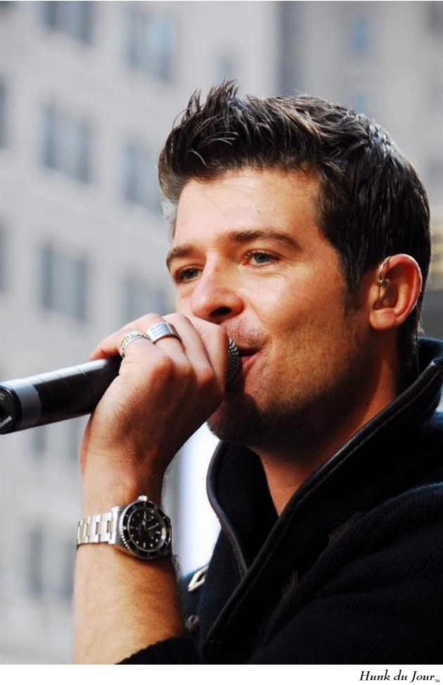 Robin Thicke / Photo credit: Scott Yeckes - Hunk du Jour Robin Thicke / Photo credit: Scott Yeckes - Hunk du Jour