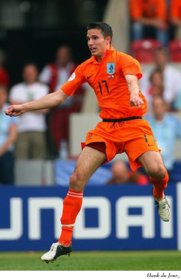 Robin van Persie, soccer player in mid-air - Hunk du Jour Robin van Persie, soccer player in mid-air - Hunk du Jour