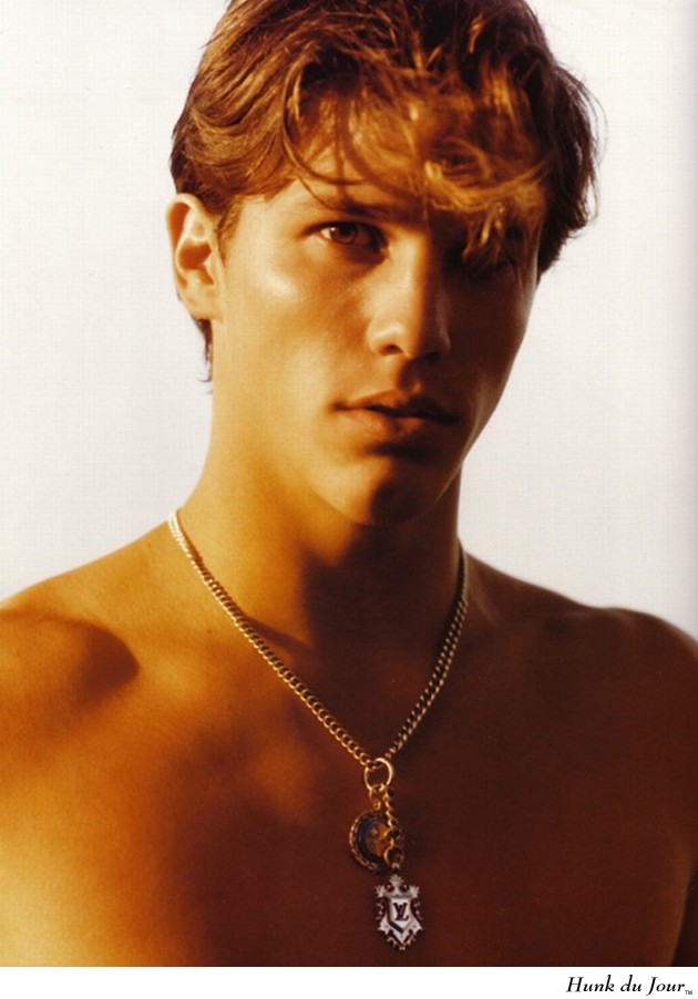 Romulo Arantes Neto - Hunk du Jour Romulo Arantes Neto - Hunk du Jour
