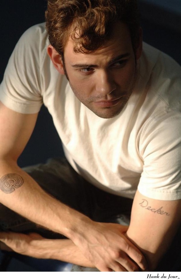 rossif sutherland is gay extrem shemale