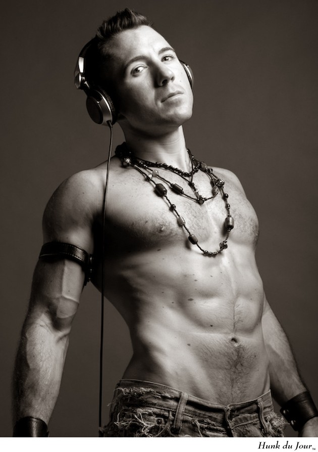 Stephen Massey aka DJ Grind - Hunk du Jour Stephen Massey aka DJ Grind - Hunk du Jour