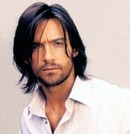 Hugh Jackman : Long Hair or Short?