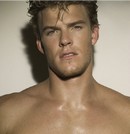 Alan Ritchson : Hunk of the Day