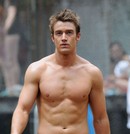 Robert Buckley : Hunk of the Day
