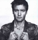 Jeremy Renner : Hunk of the Day